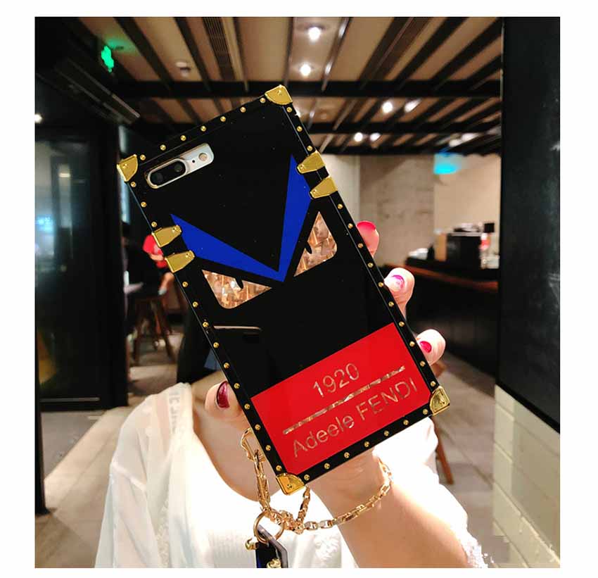 FENDI ギャラクシーs10+カバー チェーン付き