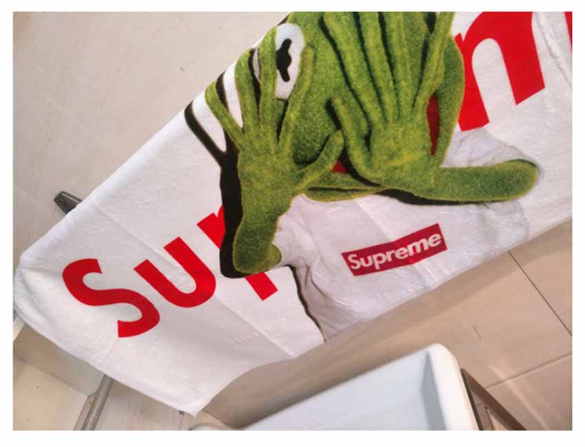 Supreme タオル シュプリーム ベビーバスタオル カエル バスタオル Supreme ペアルック 大判タオル ブランド Supreme タオル シュプリーム ベビーバスタオル カエル バスタオル Supreme ペアルック 大判タオル ブランド