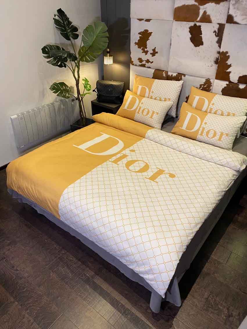 ディオール 寝具カバー セット おしゃれ 布団4点カバーセット Dior ベッドカバーセット 女性愛用 掛け布団カバー 敷布団カバー ディオール 寝具カバー セット おしゃれ 布団4点カバーセット Dior ベッドカバーセット 女性愛用 掛け布団カバー 敷布団カバー