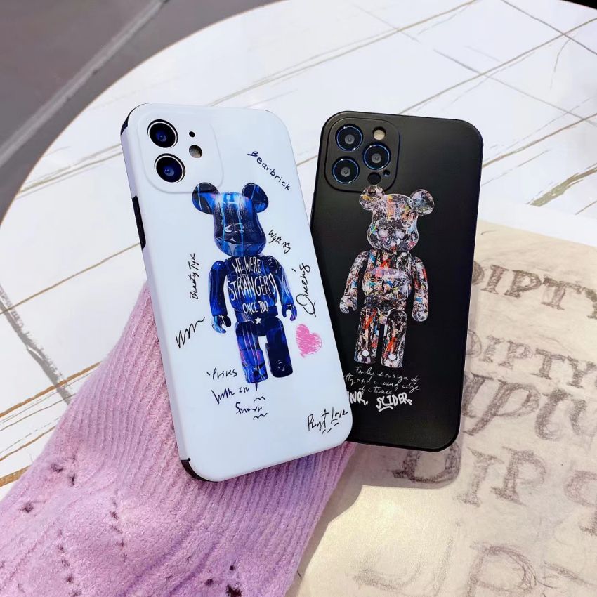 キャラクター iphone11promaxカバー LV