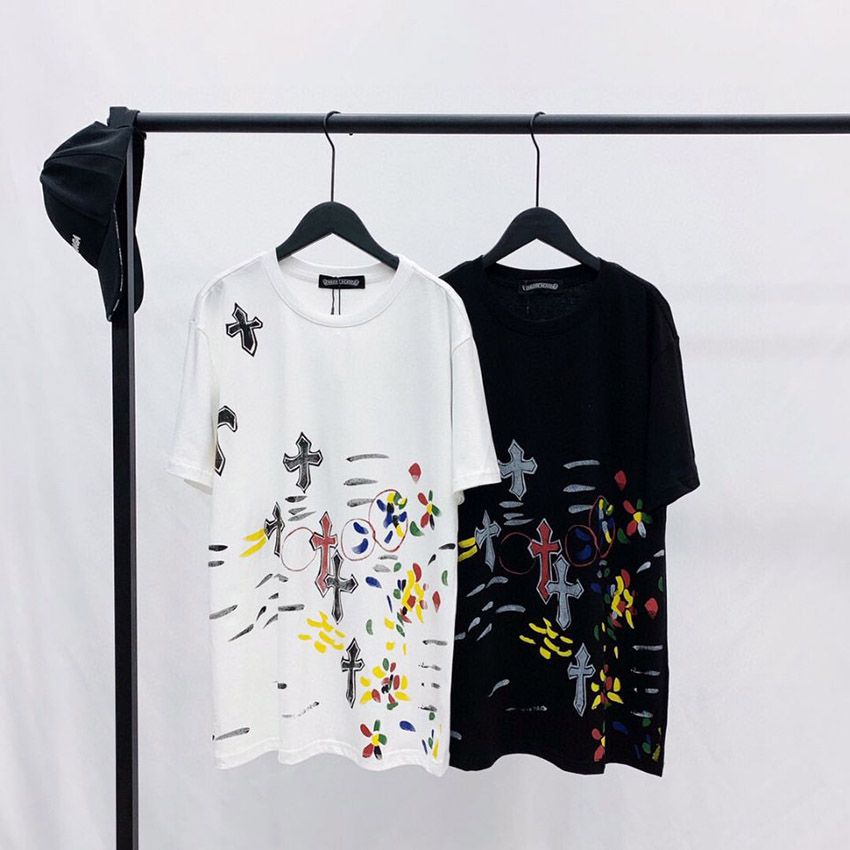 クロムハーツ tシャツ 夏 Chrome Hearts メンズtシャツ 人気 レディースtシャツ クロムハーツ 芸能人愛用 クロムハーツ tシャツ 夏 Chrome Hearts メンズtシャツ 人気 レディースtシャツ クロムハーツ 芸能人愛用
