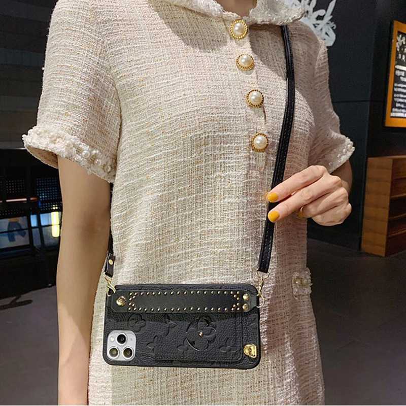iphone11pro Xsmaxカバー lv 小銭入れ