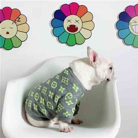 モノグラム柄 ペット用服 Lv ニットセーター 高級 ヴィトン プルオーバー 犬 服 オシャレ ドッグウェア ブランド洋服 モノグラム柄 ペット用服 Lv ニットセーター 高級 ヴィトン プルオーバー 犬 服 オシャレ ドッグウェア ブランド洋服