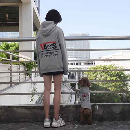 ヴァンズ Vans お飼い主とペアルック 可愛い 犬服 大人服 男女 Vans 犬と親子服 犬とお揃い ストリート系 防寒服 ヴァンズ Vans お飼い主とペアルック 可愛い 犬服 大人服 男女 Vans 犬と親子服 犬とお揃い ストリート系 防寒服