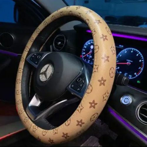 モノグラム柄 カーハンドルカバー レザー ルイヴィトン風 車ステアリングかばー 高級
